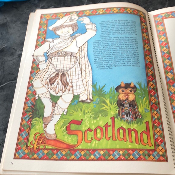 1981 Miriam B Loos Worlds of Cooking Fun - Picture 6 of 7